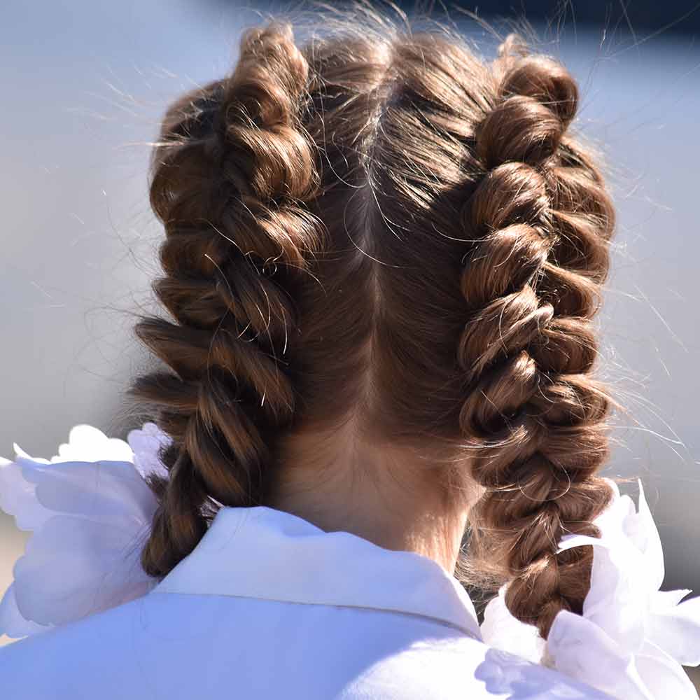 10 Peinados sencillos para niñas que incluso los papás podrán hacer  Genial