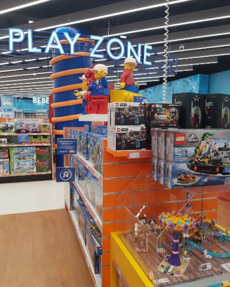 propiedad Disipación estoy sediento Juguetes: tienda Toys R Us en Churriana (Málaga), con pedidos online