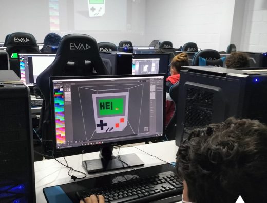 Clases extraescolares de creación de videojuegos en EVAD Kids (Málaga)