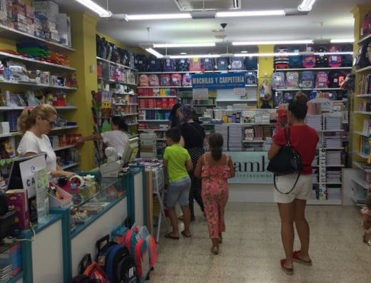 Librería Papelería Sambra, literatura infantil y juvenil en Estepona (Málaga)