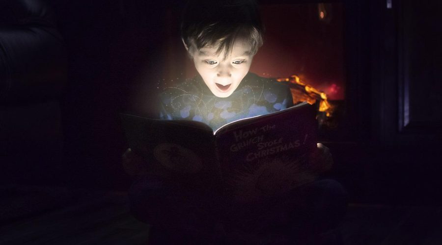 6 autores españoles de cuentos infantiles que engancharán a tu hijo a la lectura