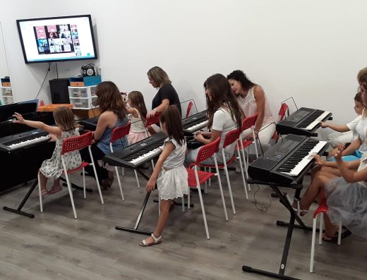 Extraescolares de música y canto en Bravissimo Music Lab, Cádiz