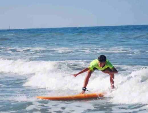 Campamento Escuela de surf Camposoto